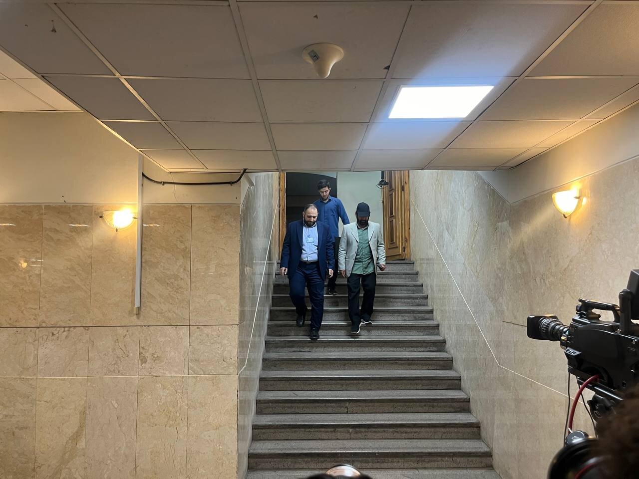 عکسی از آجودان احمدی نژاد در وزارت کشور /او هم کاندیدای ریاست جمهوری شد