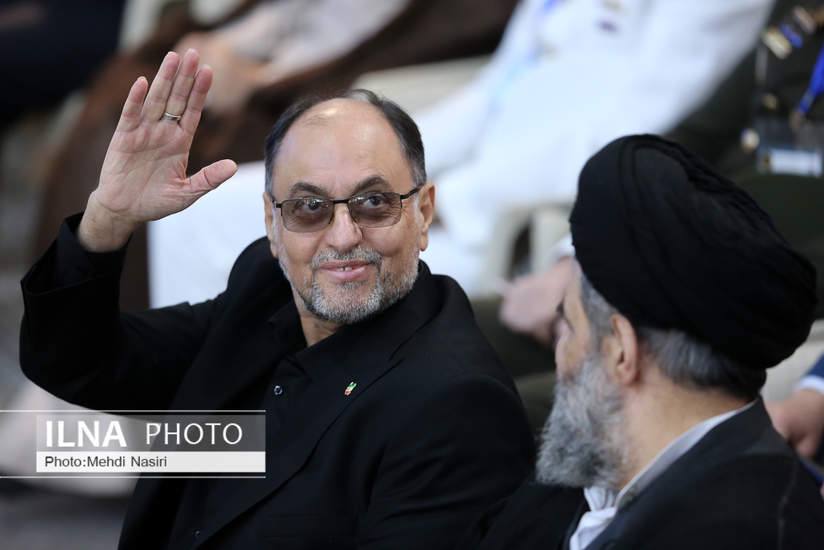 اولین تصاویر از وحید حقانیان پس از ثبتنام در انتخابات ریاستجمهوری