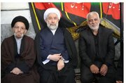 امام خمینی انقلاب جهانی و تمدن انسانی را به بشر هدیه کرد