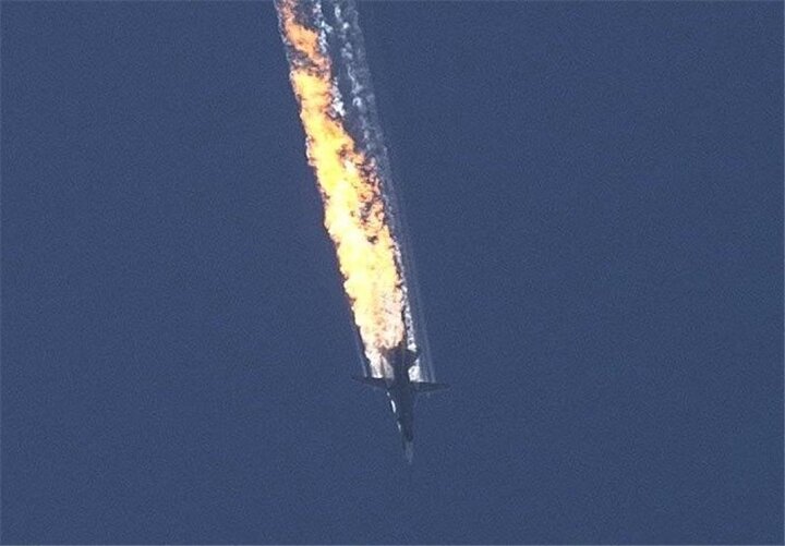 ببینید | اولین تصاویر از سقوط هواپیمای نظامی ترکیه