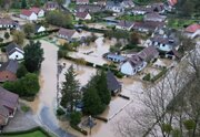 ببینید | باران شدید خانه‌ها را در فرانسه زیر آب برد