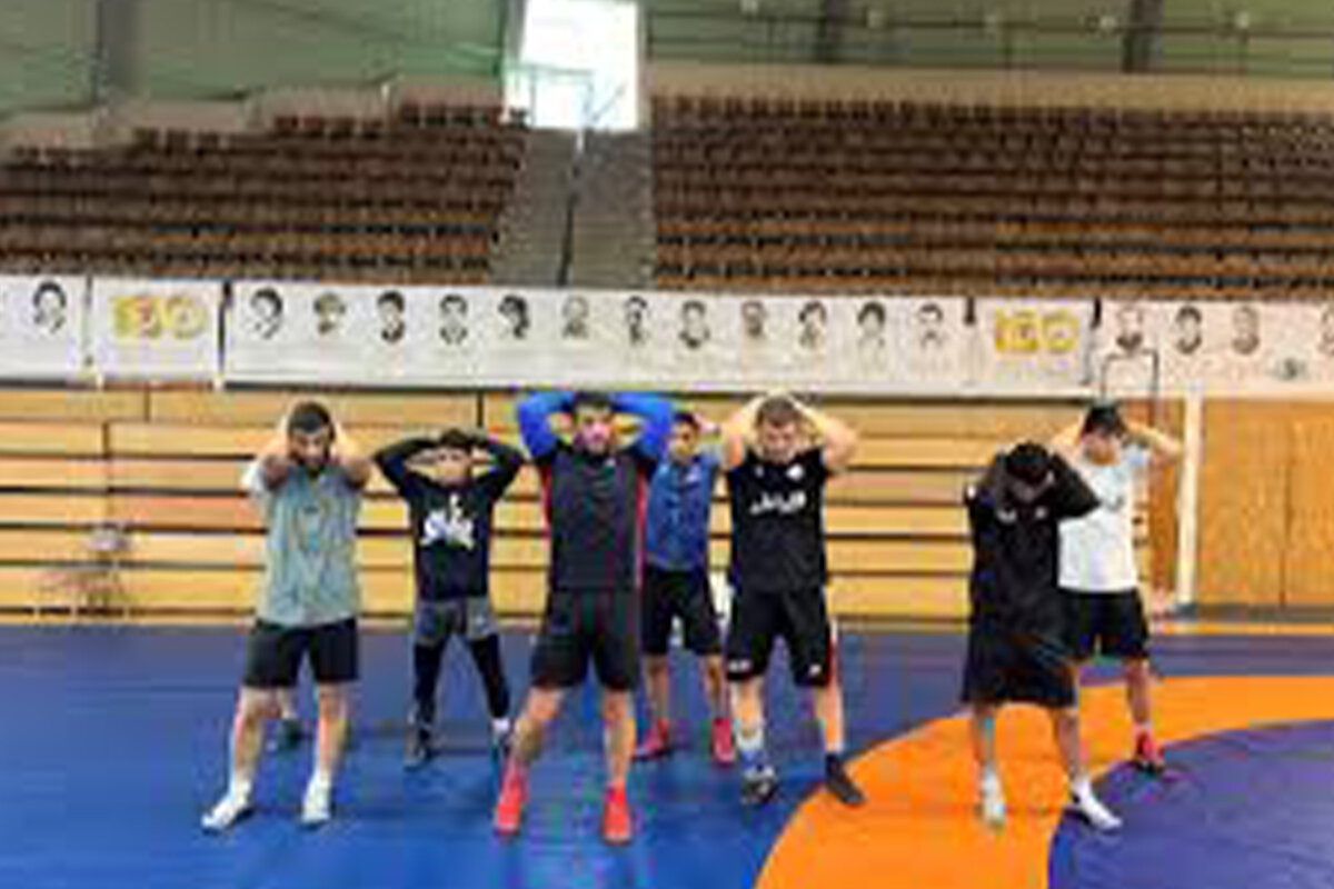 ببینید |  میدان‌داریِ حسن یزدانی در تمرین تیم ملی کُشتی آزاد پیش‌ از آغاز مسابقات رنکینگ مجارستان