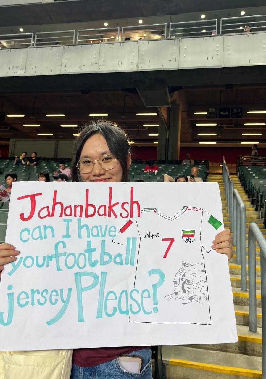 عکس| درخواست جالب یک دختر هنگکنگی از علیرضا جهانبخش