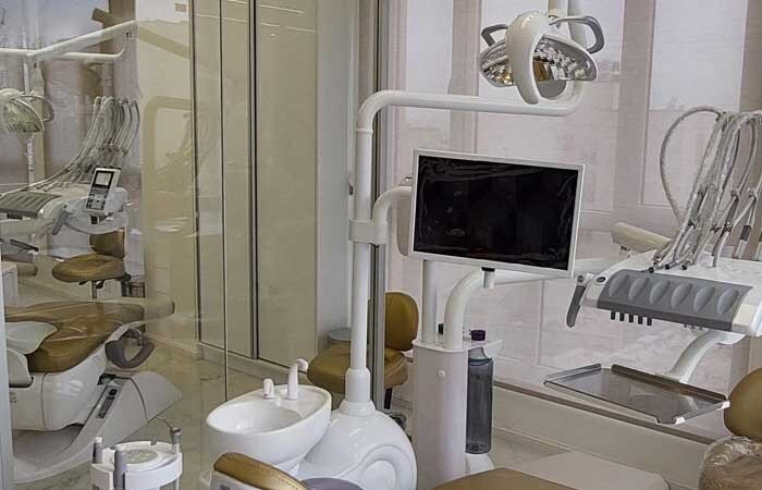 کلینیک ارتودنسی دندان مجهز در تهران قلهک