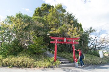 کوهی با ارتفاع ۶ متر؛ کوتاهترین کوه ژاپن/ میزبان ۱۰ هزار گردشگر در سال/ عکس کوهی با ارتفاع ۶ متر؛ کوتاهترین کوه ژاپن/ میزبان ۱۰ هزار گردشگر در سال/ عکس
