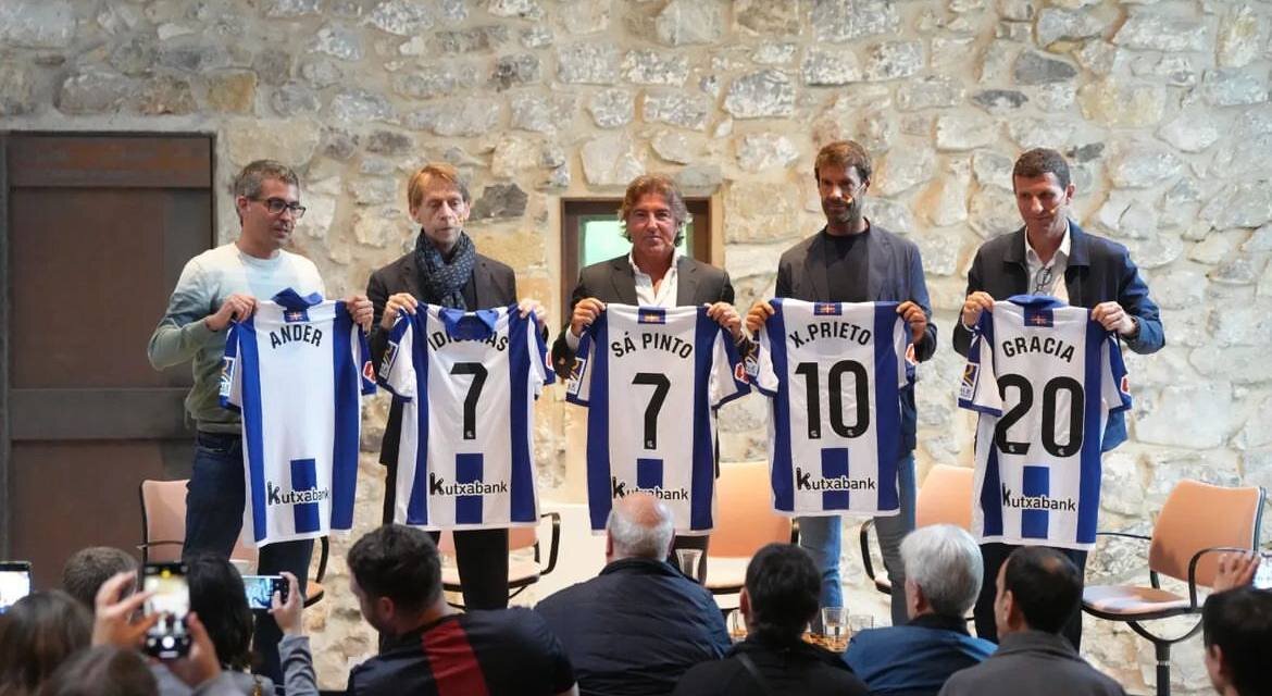 عکس| پیراهن شماره ۷ تیم لالیگایی برای یک استقلالی