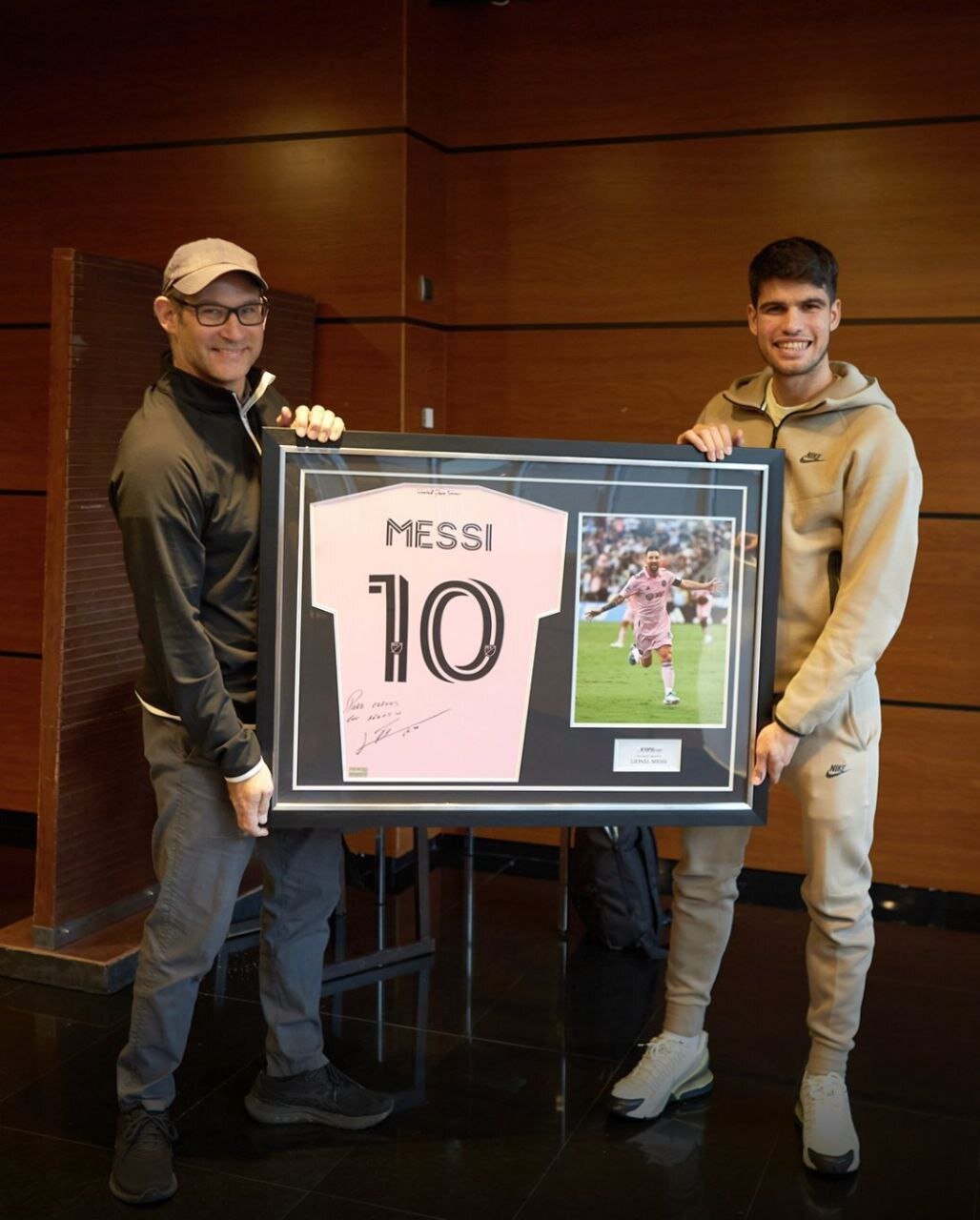 عکس | هدیه خاص مسی به پدیده اسپانیایی 2