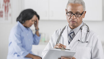 بیدار شدن با سردرد خطرناک است؟ بیدار شدن با سردرد خطرناک است؟