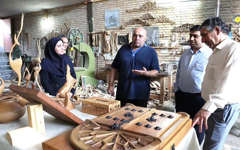 ۴۱۶ میلیارد ریال تسهیلات  بی بیش از ۳۵۰ هنرمند صنایع دستی استان سمنان در سال ۱۴۰۲ واگذار شده است