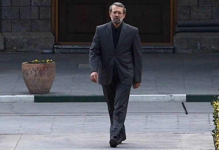 هراس تندروها از نقش تاریخ ساز میانه روها در داخل حاکمیت سیاسی / چرا لاریجانی دو بار رد صلاحیت شد؟ / نقش تیم لاریجانی در انتخابات و تغییر پارادایم