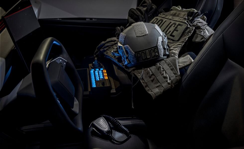 مجرمان و سارقان دیگر نمیتوانند از دست این خودروی پلیس فرار کنند /عکس