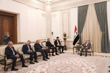 باقري يلتقي الرئيس العراقي