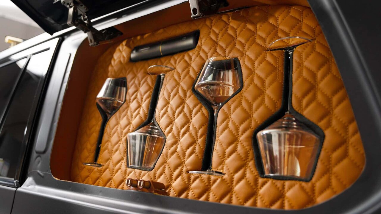 با این شاسیبلند لوکس حتی میتوانید پیتزا بپزید! / عکس