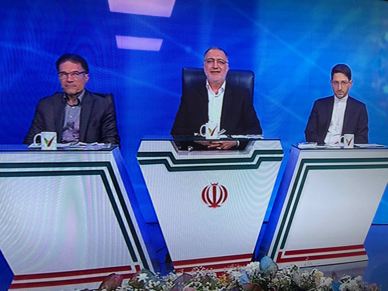 اولین تصویر از مشاورین زاکانی در میزگرد سیاسی تلویزیون