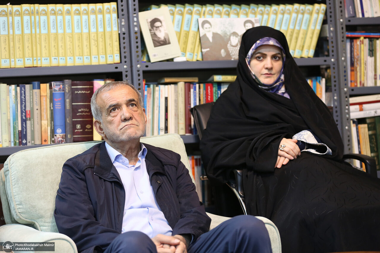 تصاویری از دیدار و همنشینی پزشکیان و دخترش با سیدحسن خمینی