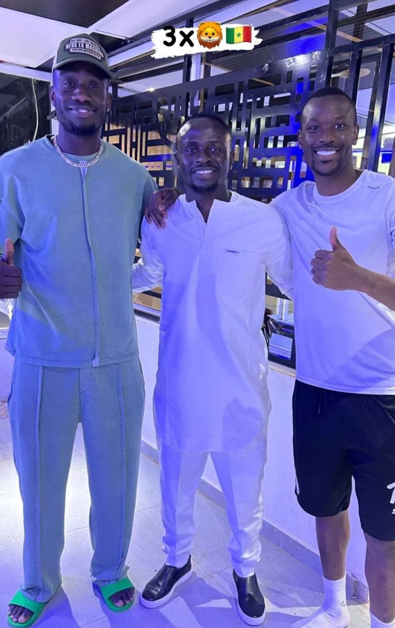 عکس| ستاره محبوب استقلالیها کنار همتیمی رونالدو!