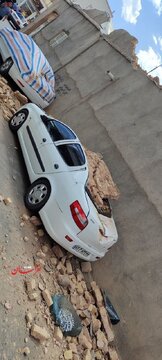 تصویری از عراقچی در کنار دکتر ظریف و دکتر پزشکیان در حال اقامه نماز