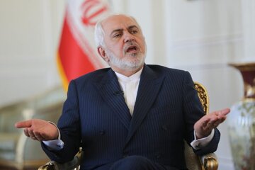 ظریف: جلیلی انتخاب شود از همین دانشگاه هم اخراجم می کنند، قالیباف را نمی دانم / در این 3 سال از من و عراقچی مشورت نخواستند / رئیسی یکبار به من تلفن زد
