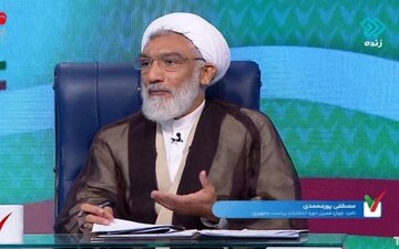 پورمحمدی، دخترش را به عنوان مشاور اقتصادی به میزگرد آورد +عکس پورمحمدی، دخترش را به عنوان مشاور اقتصادی به میزگرد آورد +عکس