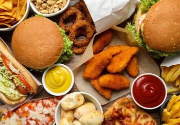 این غذاها باعث افزایش استرس میشود این غذاها باعث افزایش استرس میشود
