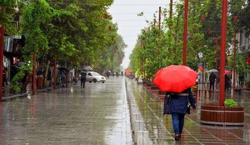 تداوم رگبار و رعدوبرق در این نقاط / خنکترین و گرمترین مرکز استانها اینجاست
