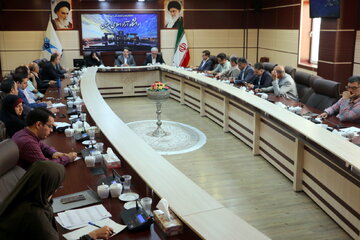 ایجاد ساختار نوین در  فرایند آموزشی و پژوهشی با فعالیت دانشکدگان در واحد های دانشگاهی ایجاد ساختار نوین در  فرایند آموزشی و پژوهشی با فعالیت دانشکدگان در واحد های دانشگاهی