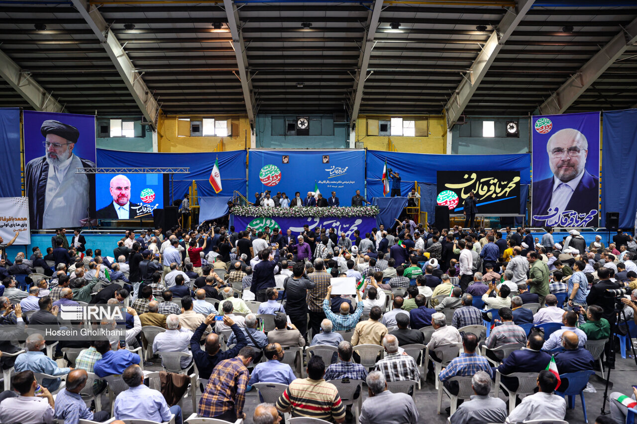 عکسهایی از حاضران در همایش تبلیغاتی قالیباف در قزوین