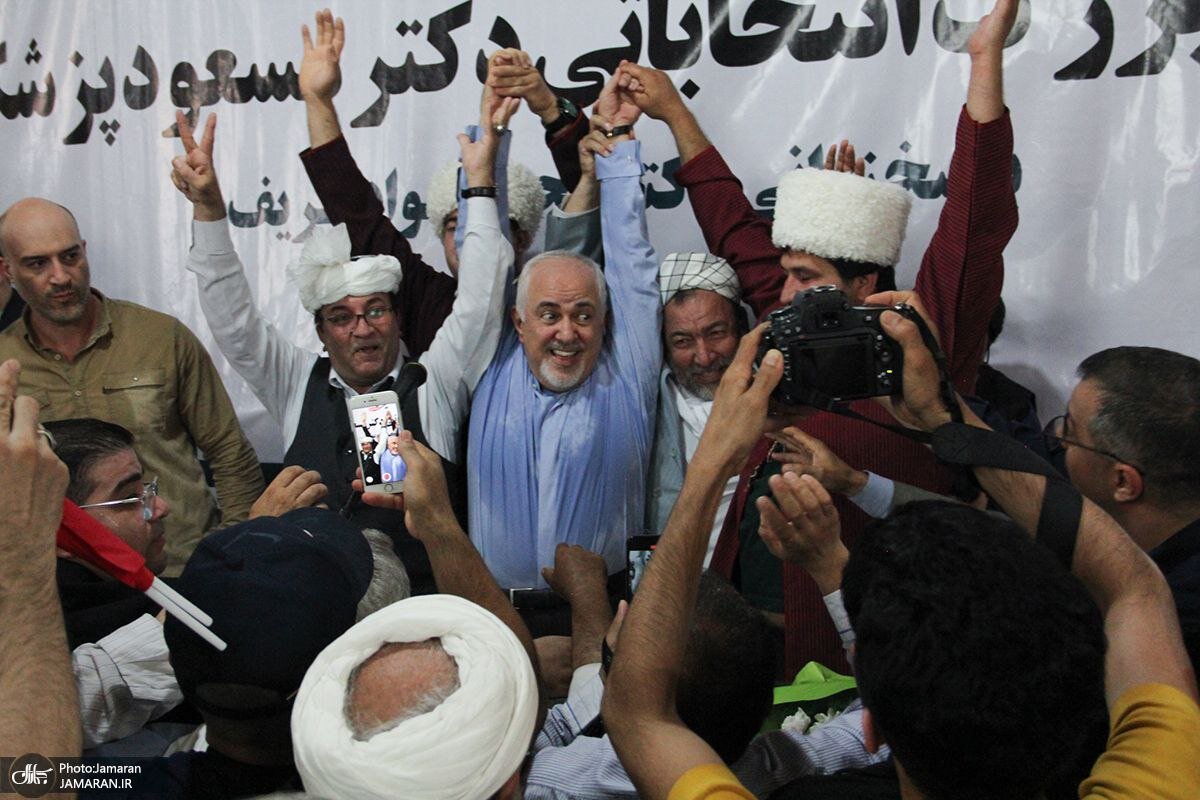 این عکس از ظریف وایرال شده است