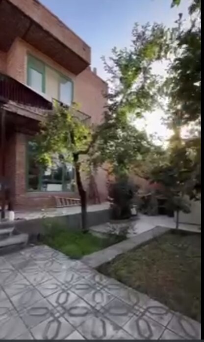 تصاویری از بردار مسعود پزشکیان و خانه پدریاش در ارومیه