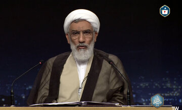 پورمحمدی: آقای قالیباف نماینده کدام جریان سیاسی است؟ / انتخابات ناموس سیاسی کشور است