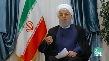روحانی: دولت سیزدهم هنوز به رشد اقتصادی اواخر دولت دوازدهم نرسیده است / رشد اقتصادی بهار 1400، 7.6 درصد بود