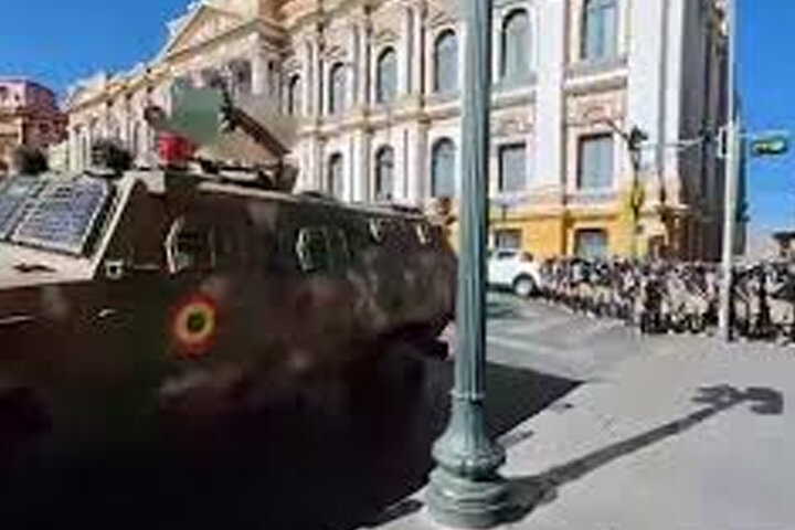 ببینید | اولین تصاویر از کودتای ارتش در بولیوی