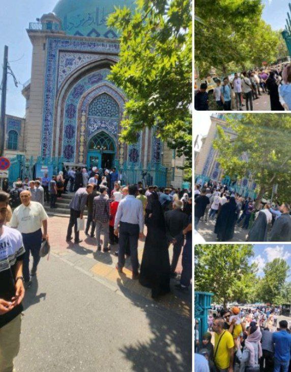 انگار خبری در راه است، منتظر میمانیم... /اینجا حسینیه ارشاد است