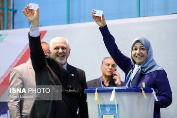انتخابات چهاردهمین دوره ریاست‌جمهوری در تهران - ۱