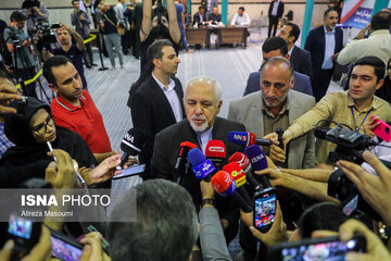 انتخابات چهاردهمین دوره ریاست‌جمهوری در تهران - ۱