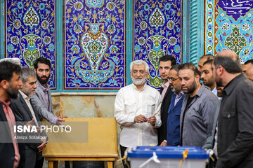 انتخابات چهاردهمین دوره ریاست‌جمهوری در تهران - ۱