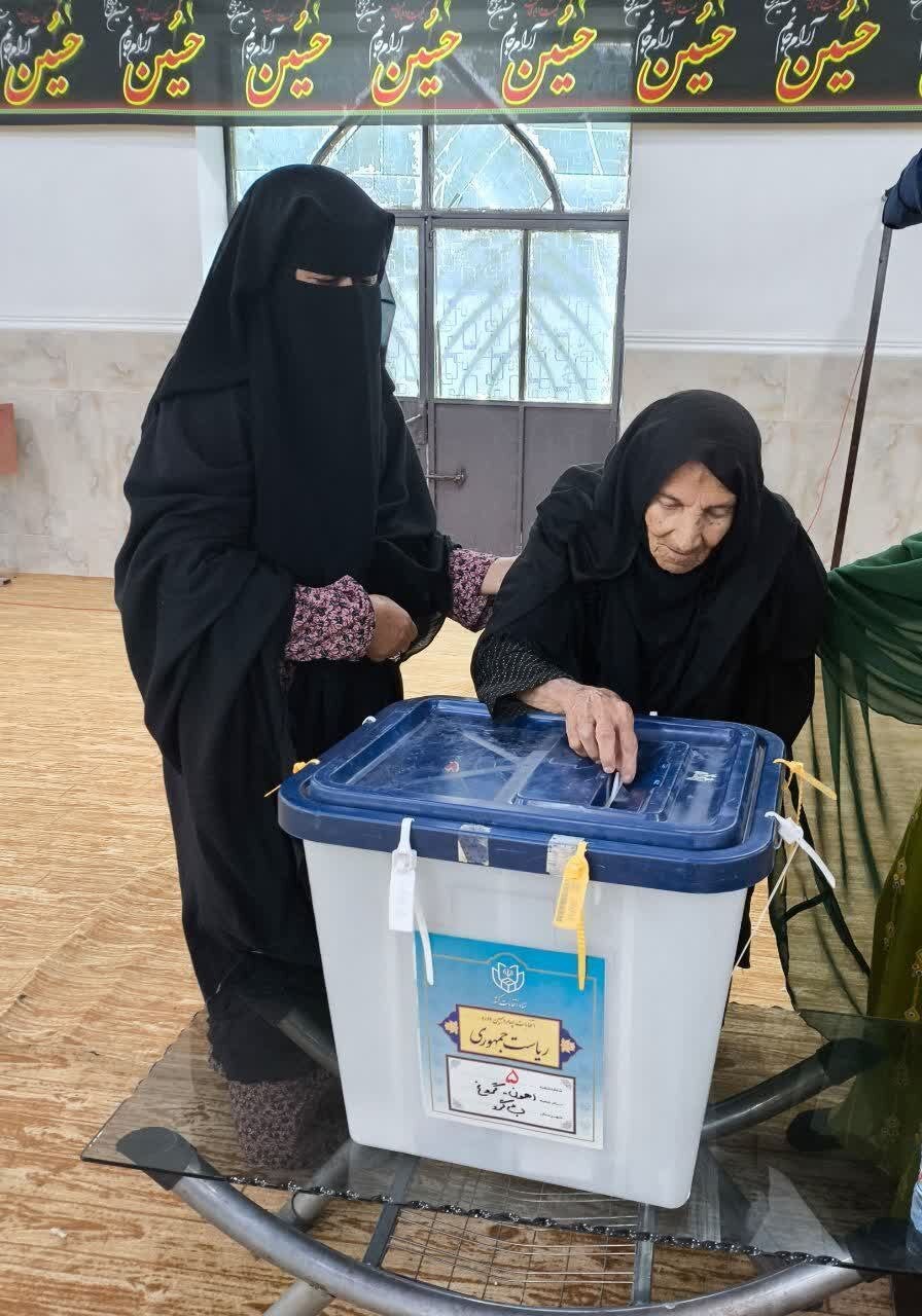 تصاویری از پویش «بعلاوه یک» سایت رهبری