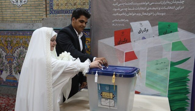 5 تصویر متفاوت از ازدواج با تم انتخابات 3