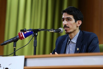 نماینده نزدیک به زاکانی: قطعنامه ۲۲۳۱ هیچ ارتباطی با فروش نفت ایران ندارد/ بازگشت تحریمها علیه ایران صرفا یک ادعا از سوی آمریکا است نماینده نزدیک به زاکانی: قطعنامه ۲۲۳۱ هیچ ارتباطی با فروش نفت ایران ندارد/ بازگشت تحریمها علیه ایران صرفا یک ادعا از سوی آمریکا است