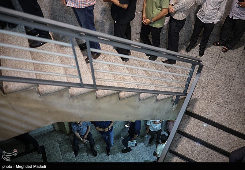 تصاویری از ساعات پایانی انتخابات ریاست‌جمهوری در تهران 3