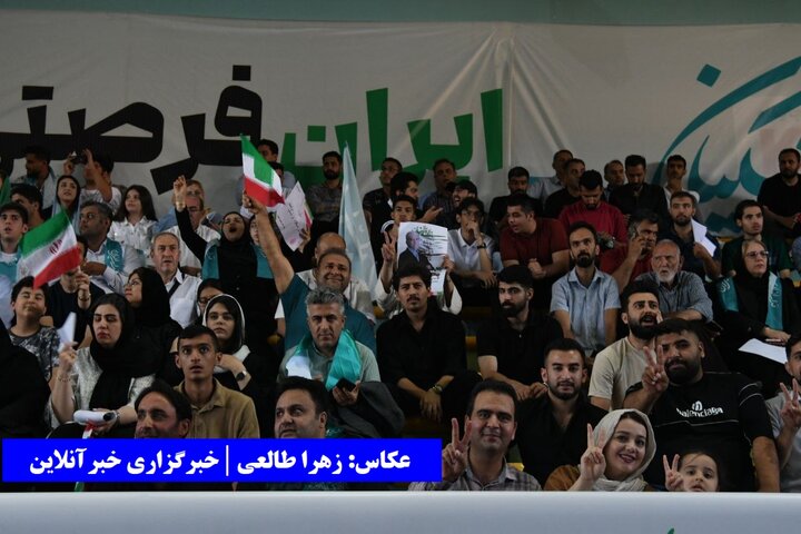 استقبال باورنکردنی ارومیه‌ای‌ها از پزشکیان / پیام مهمی آذربایجانی‌ها به انتخابات