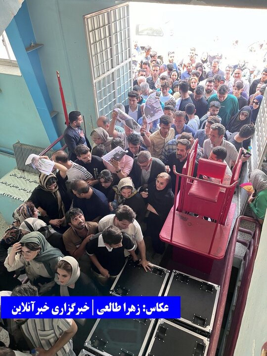 استقبال باورنکردنی ارومیه‌ای‌ها از پزشکیان / پیام مهمی آذربایجانی‌ها به انتخابات