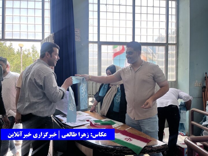 استقبال باورنکردنی ارومیه‌ای‌ها از پزشکیان / پیام مهمی آذربایجانی‌ها به انتخابات