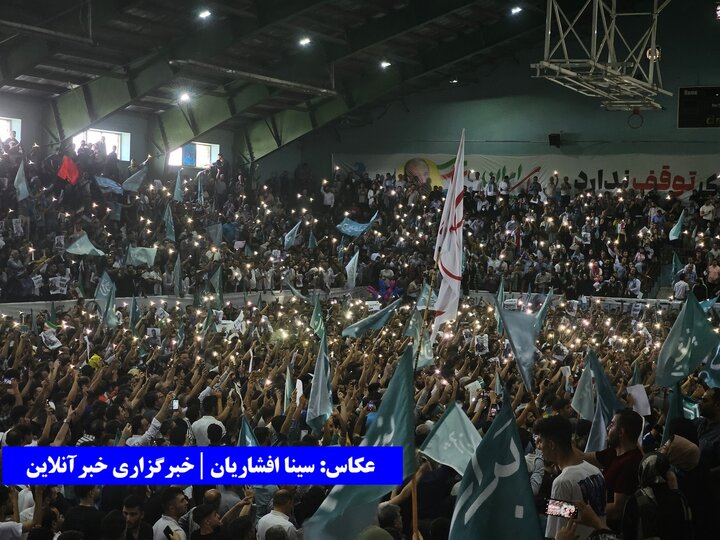 استقبال باورنکردنی ارومیه‌ای‌ها از پزشکیان / پیام مهمی آذربایجانی‌ها به انتخابات