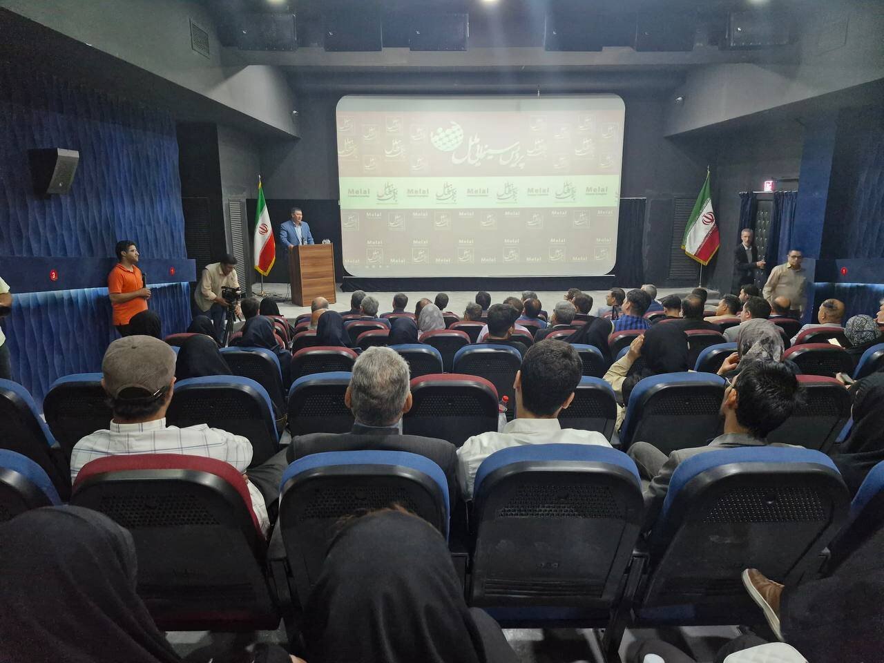پردیس سینمایی ملل در مشهد به بهره‌برداری رسید / صاحب سینما شدن 100 شهر فاقد سینما در دولت سیزدهم 3