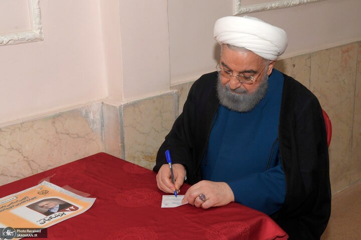 ببینید | اولین تصاویر از حضور حسن روحانی در انتخابات