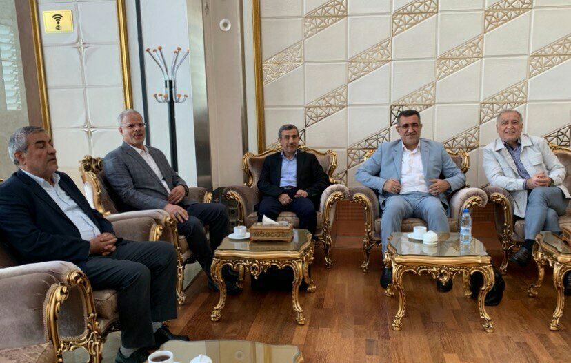 احمدی نژاد راهی ترکیه شد /او مرحله دوم انتخابات را هم تحریم کرد؟ +عکس