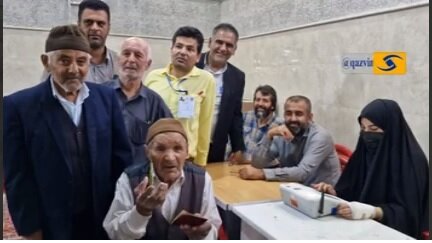 بی توجهی سیدمحمد خاتمی به خبرنگار صداوسیما سوژه شد / حضور همزمان 9 خواهر پای صندوق رأی / هم عروس و دامادها آمدند هم پیرمرد 115 ساله + عکس 3
