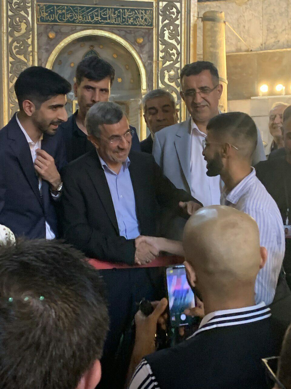 حضور محمود احمدی نژاد در ایاصوفیه استانبول در روز رأی گیری در ایران+ تصاویر