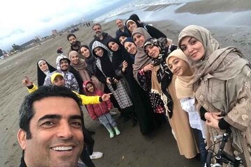 عکس | رونمایی از خواهر پزشک و محجبه منوچهر هادی همسر سابق یکتا ناصر